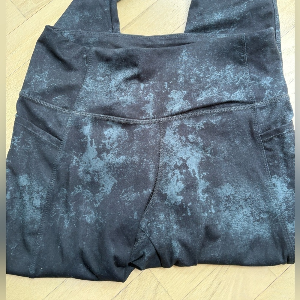 Danskin Heather Gray and Black Active Leggings Tie- Dye - Picture 3 of 4